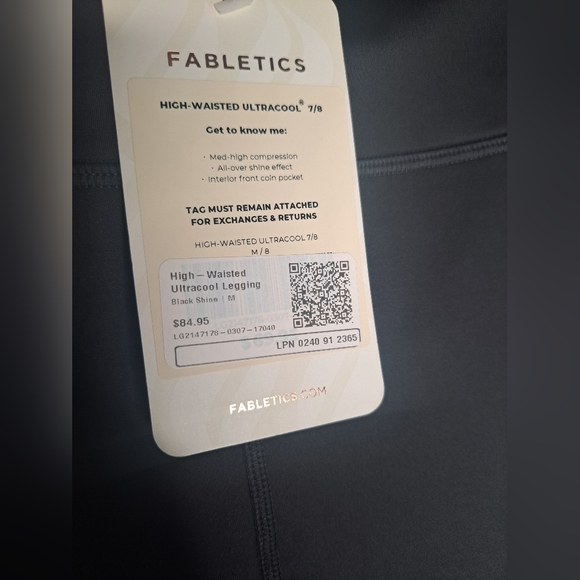 FABLETICS High-Waisted Ultracool Black Shine Legging 7/8 #NEW - Picture 6 of 14